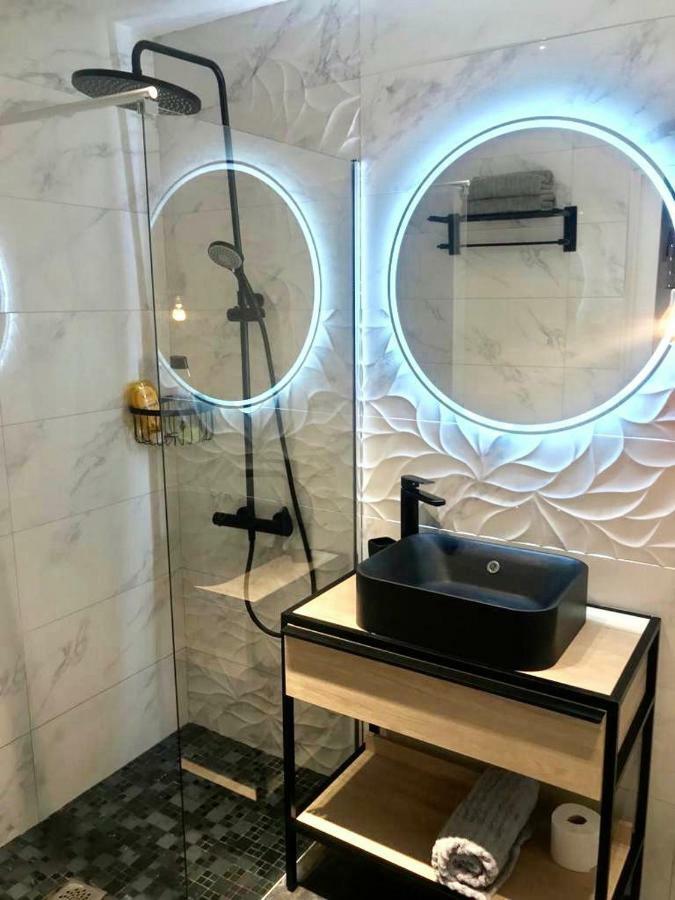 أرونا Lux Lovely 3 Bedroom Duplex With Solarium In Centre Of Playa Las Americas المظهر الخارجي الصورة